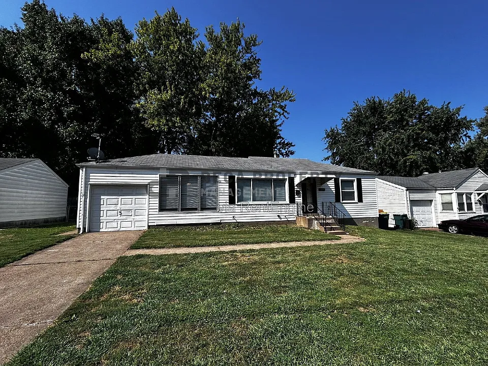 10205 Cabot Dr