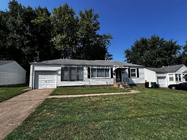 10205 Cabot Dr, Saint Louis, MO 63137