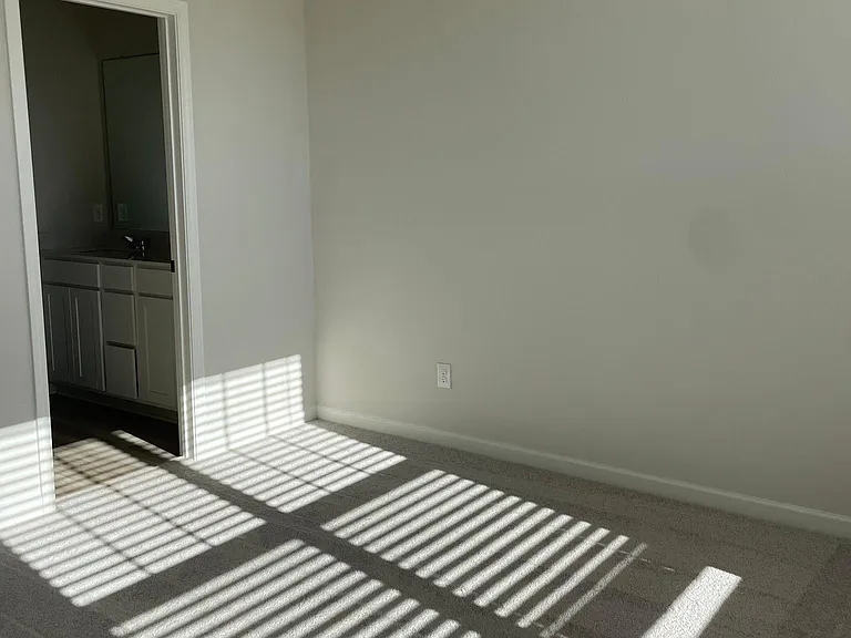 465 Alcott Way — Photo 11