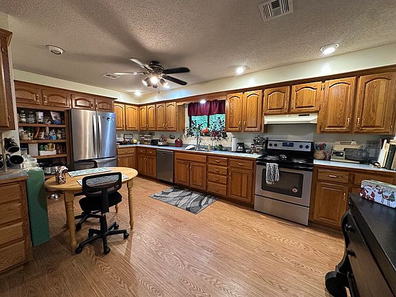 4th image of 122 Riverview Drive