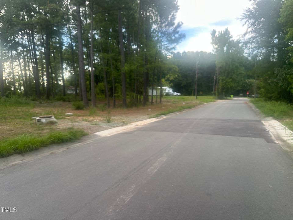 2nd image of 1107 High Fox Dr Lot 45