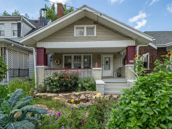 907 W Columbia Ter, Peoria, IL 61606