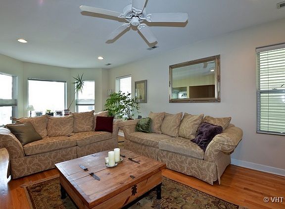 3rd image of 2924 N Talman Ave #1