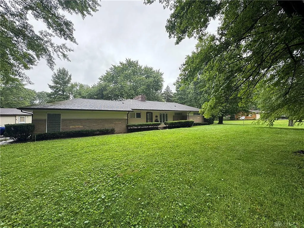 3 bed, 2.0 bath, 1618 sqft, $2,750 — Photo 2