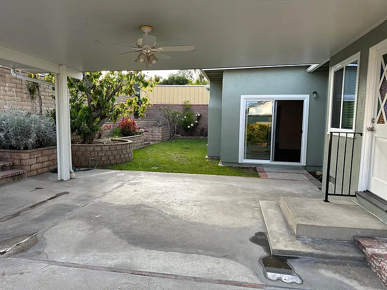 1473 Fulton Ave — Photo 23