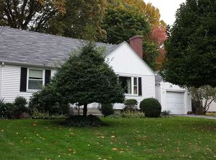 87 Meredith Dr, Cranston, RI 02920