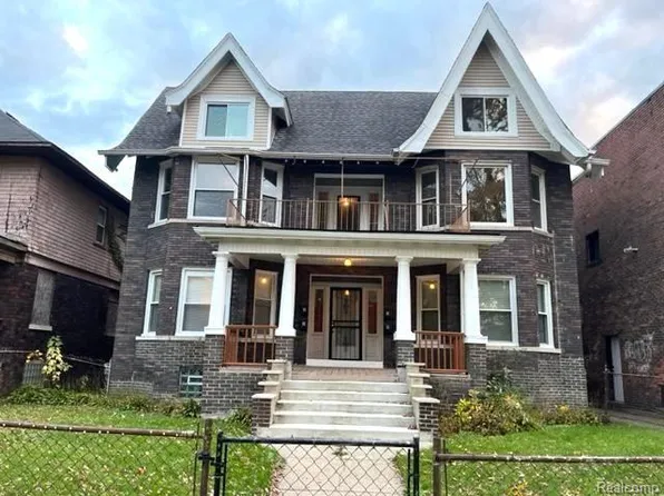 214 E Philadelphia St, Detroit, MI 48202