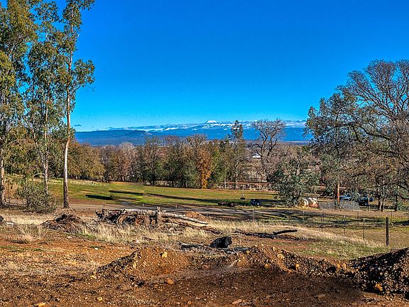 5th image of 21680 Barnes Ranch Rd