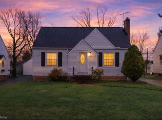 1211 Sunset Rd, Mayfield Heights, OH