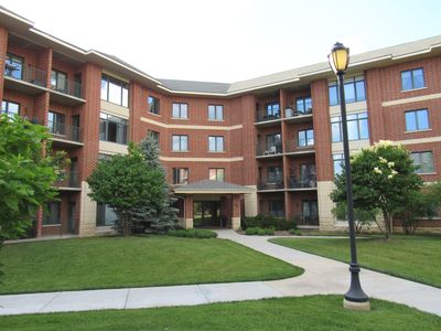 845 E 22nd St APT 203, Lombard, IL, 60148