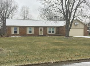 13180 La Canada Blvd, Fishers, IN 46038