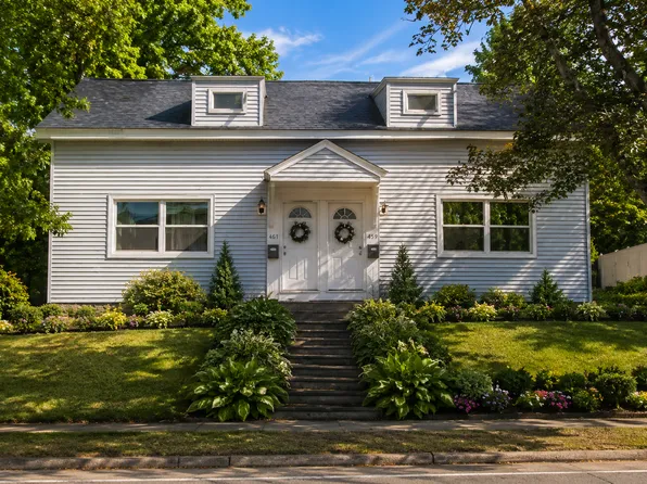 459-461 Main St, Clinton, MA 01510