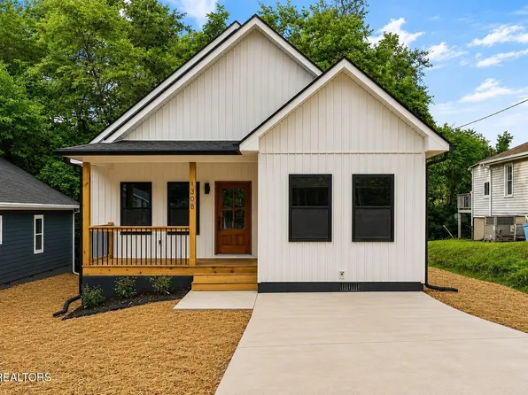 1308 Ezell St NE, Knoxville, TN 37917