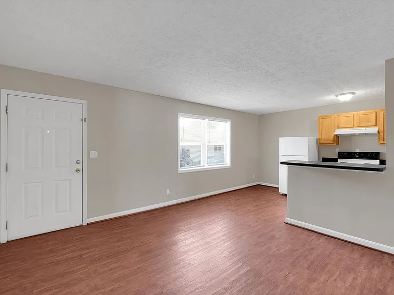 Jacobs Landing Apartments — Photo 40
