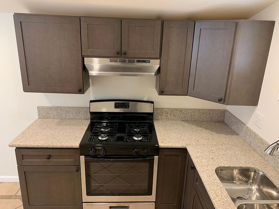 1st image of 5652 1/2 Satsuma Ave