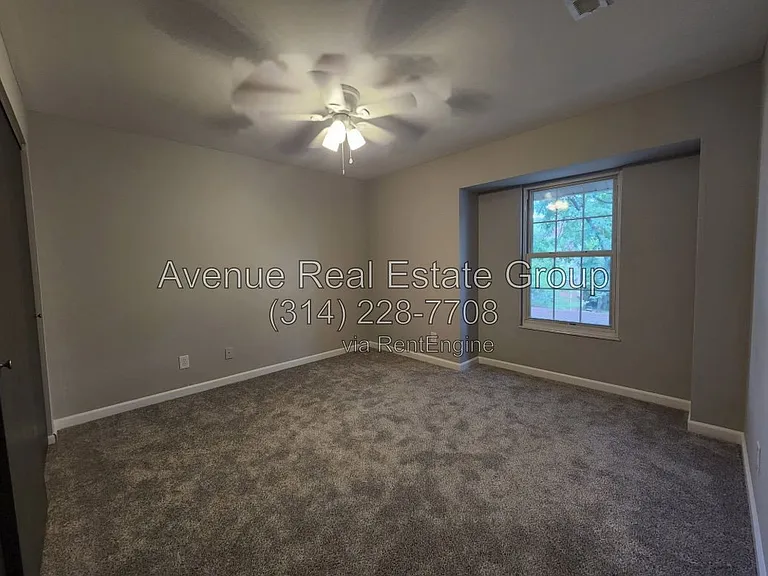 708 Ridgeside Dr — Photo 6