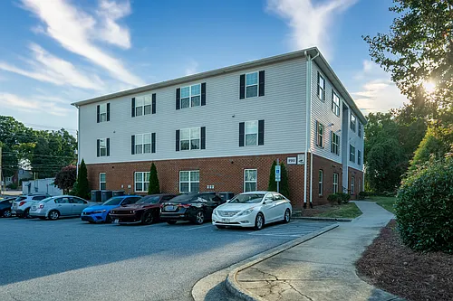Reynolds Place Apartments Photo 1
