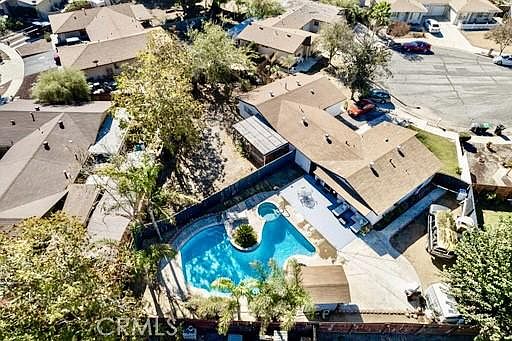4th image of 2130 San Bernardo Ave