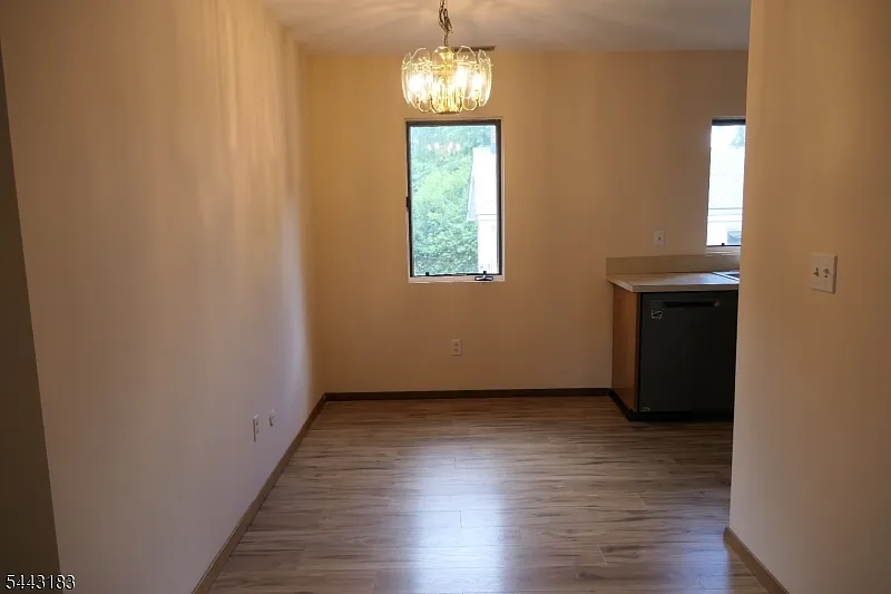 2 bed, 2.0 bath, $2,200 — Photo 2