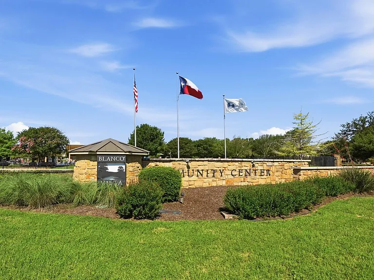 373 Lacey Oak Loop — Photo 32
