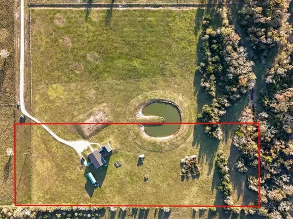 330 Ridge Rd, Manvel, TX 77578