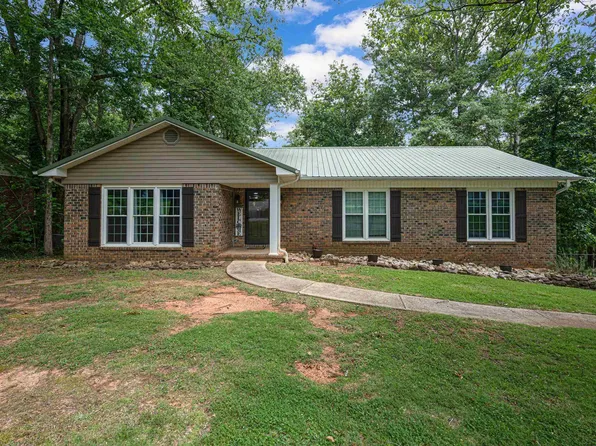 420 NW Shoshone Dr, Montevallo, AL 35115