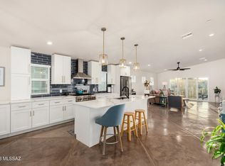 220 S Vozack Ln, Tucson, AZ 85748