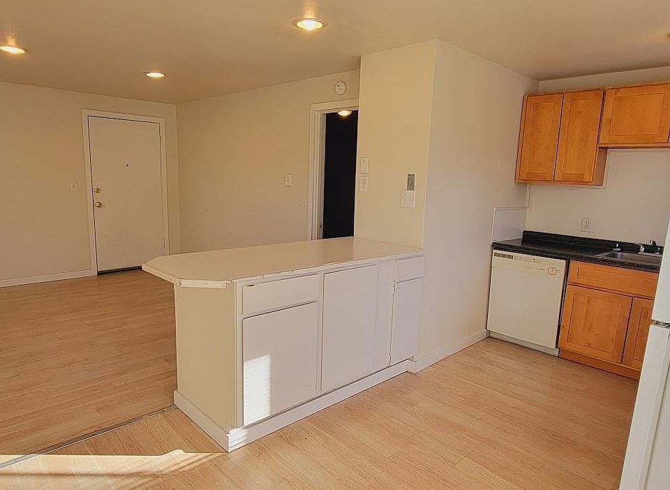 1st image of 5915 99th St SW APT 5