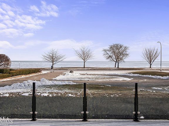 3rd image of 737 Lake Shore Rd