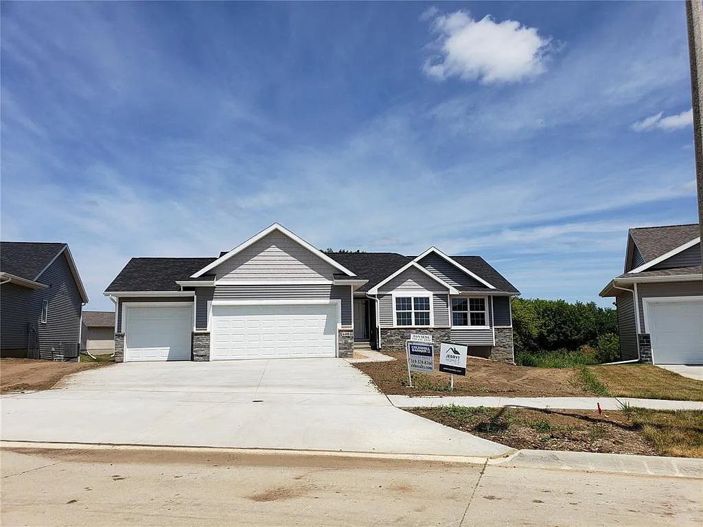 6408 Prairie Rose Cir SW photo 1