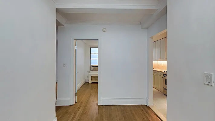 Rented by Level Group | media 7