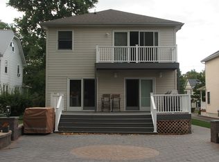 16 Brooklake Rd, Florham Park, NJ 07932