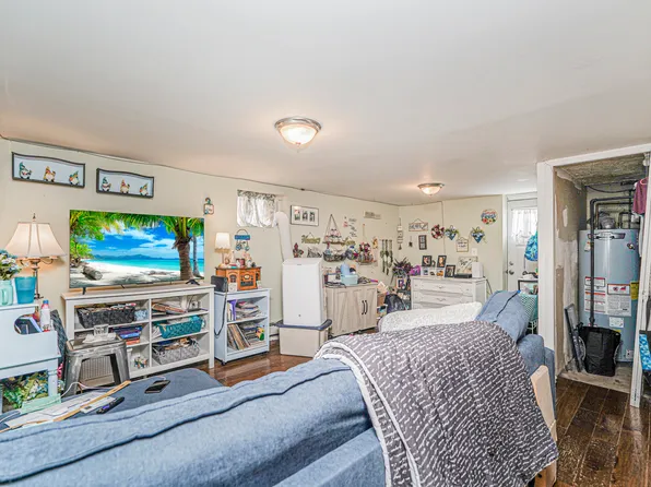 2421 West 1st Street image 28 of 30