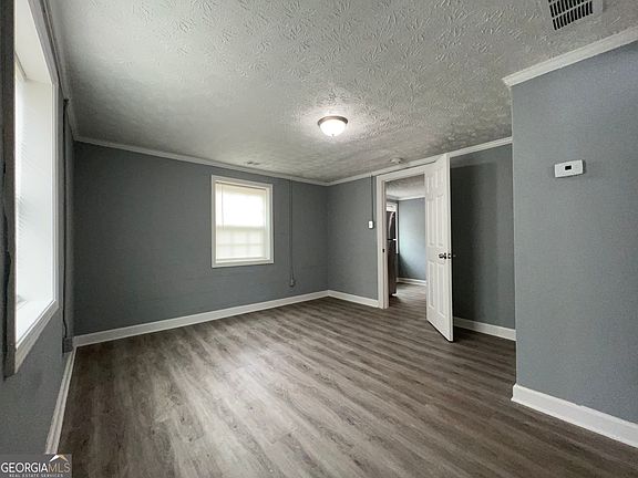 4th image of 428 Circus St