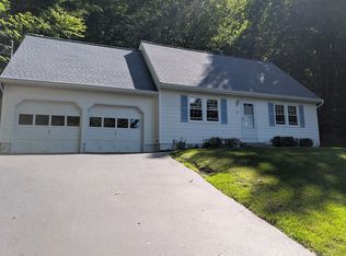 17 Midwood Dr, Binghamton, NY 13903