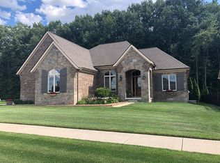 45676 Lookout Dr, Macomb, MI 48044