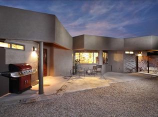 6950 S Camino Del Garanon, Tucson, AZ 85747