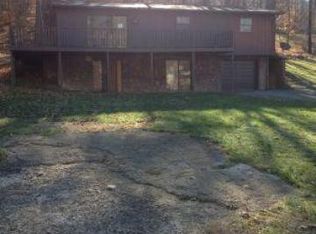 389 Bill Bennett Rd, Johnson City, TN 37604