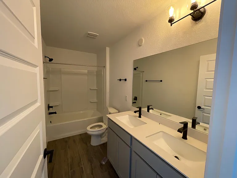 11900 Paseo De Los Lagos Ln — Photo 9