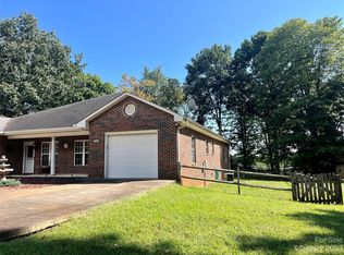 3161 Corkie Dr, Granite Falls, NC 28630