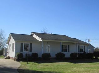 38 Pine Tree Ln S, Leoma, TN 38468