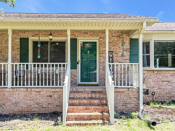 2nd image of 18 Konnarock Cir