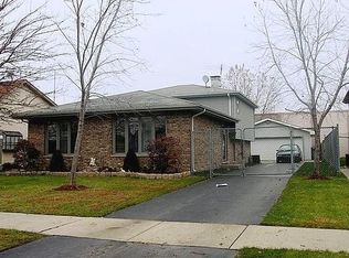 12859 S Blossom Dr, Alsip, IL 60803
