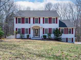 5 Ridge Rd, Tyngsboro, MA 01879
