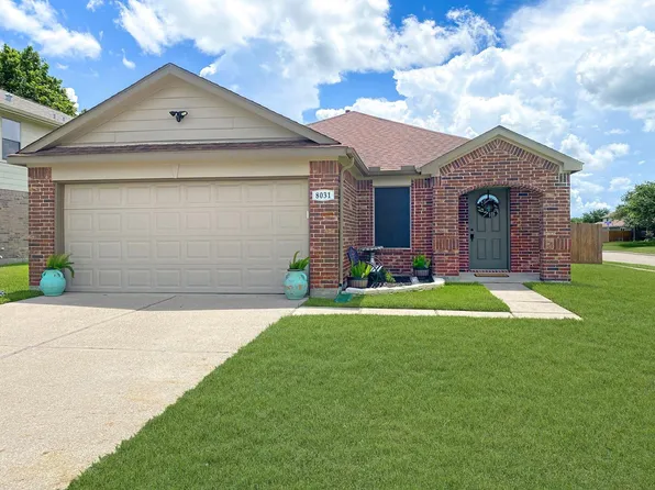 8031 Berkely Ct, Baytown, TX 77521