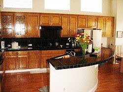 2nd image of 3306 Kloetzel Ln