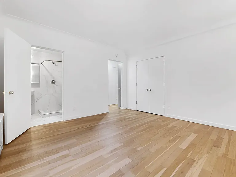 15 W 55th St #7C — Photo 14