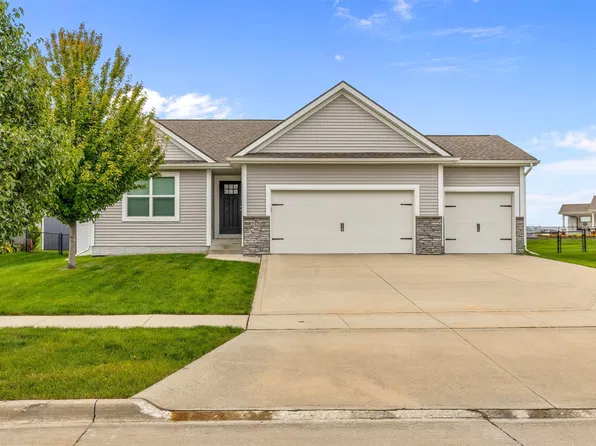 2320 NW College Ave, Ankeny, IA 50023
