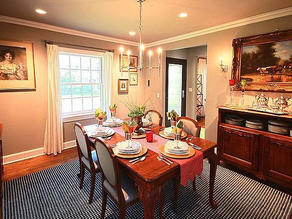 Formal dining room