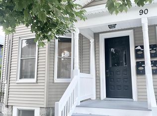 90 Taylor St #1, Waltham, MA 02453